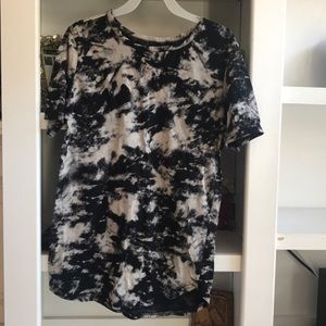 Girl’s t-shirt, art class